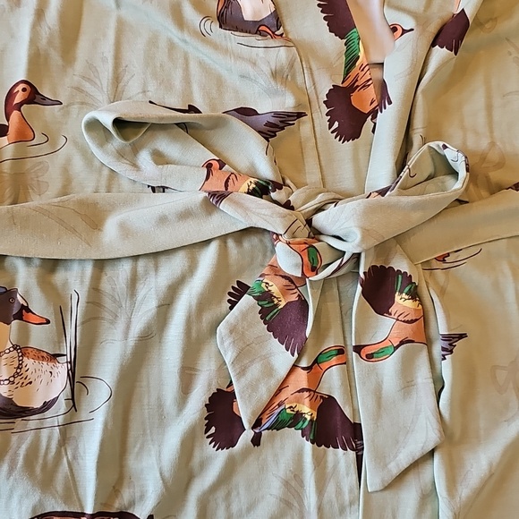 In My Sundays Robe - Picture 5 of 7